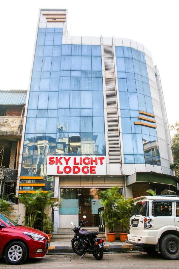 Hotel Skylight Navi Mumbai Kültér fotó